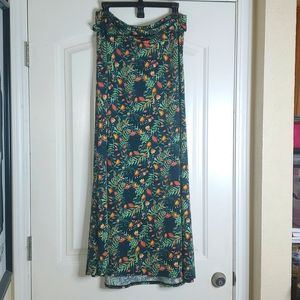 LulaRoe Maxi Skirt (LARGE)